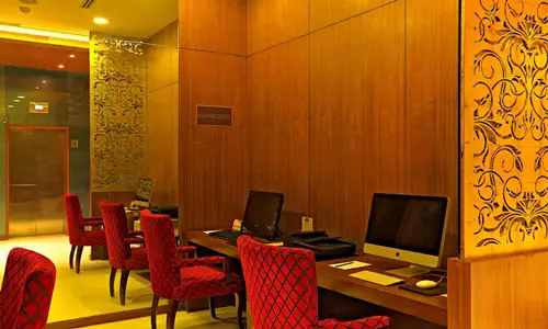 هتل کانتری این سوئیت بای رادیسون دهلی